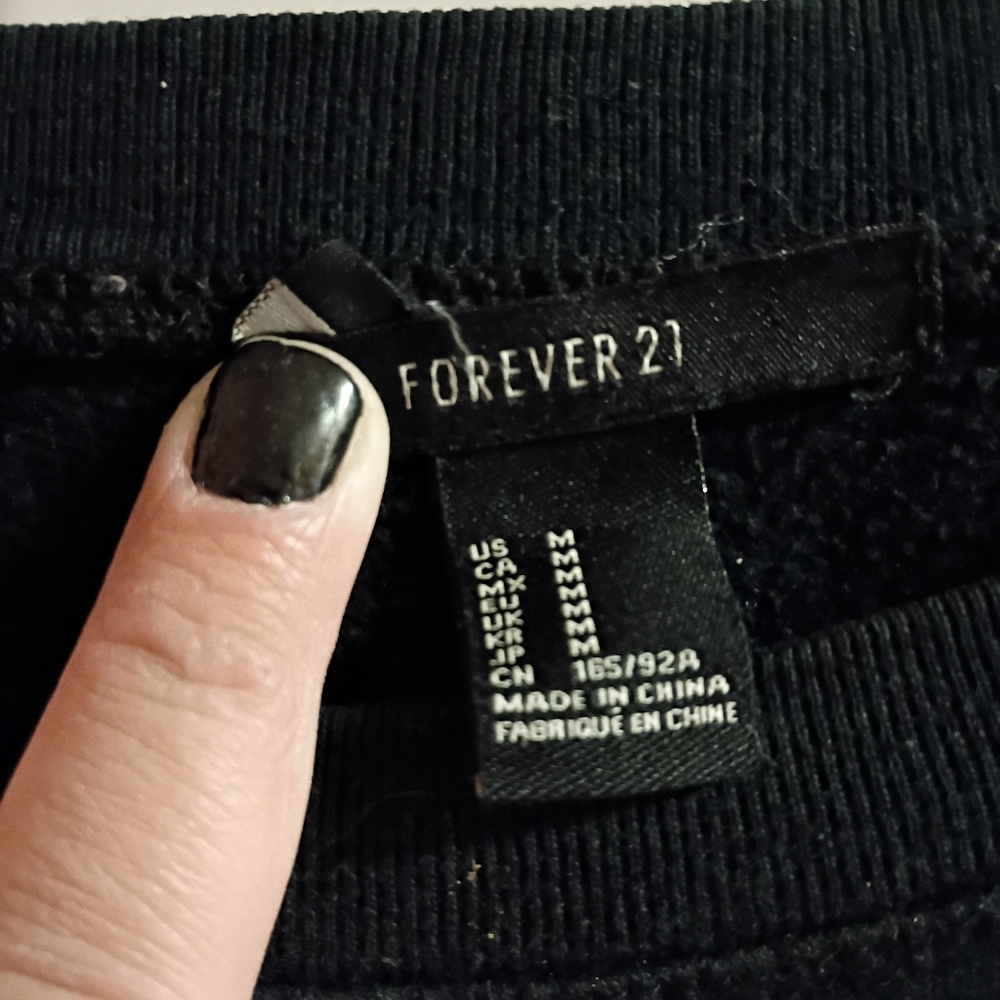 ๐ Free W/Purchase Forever 21 Unisex Nirvana Sweatshirt Size Medium - Picture 4 of 7